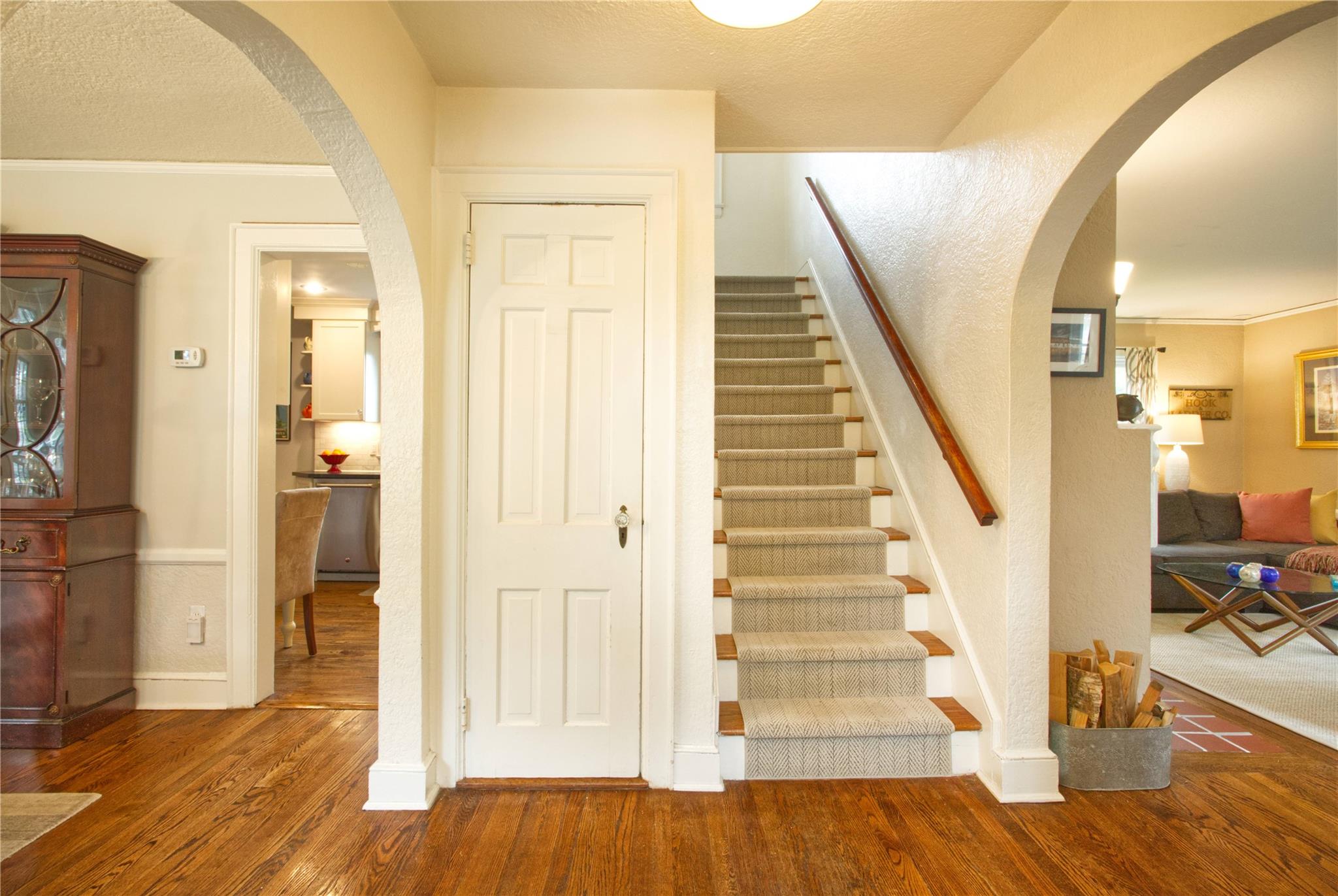 18 Hungerford Road, Briarcliff Manor, New York image 4