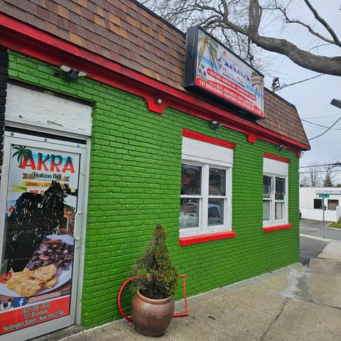 137 Broadway Huntington Station NY 11746