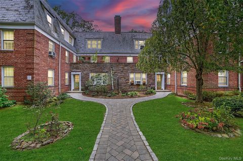 Homes For Sale - 64 Pinewood Road #TB<br/> Westchester County, Hartsdale, NY 10530
