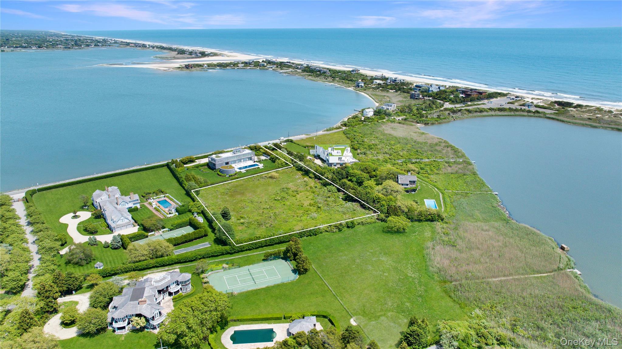 943 Flying Point Road