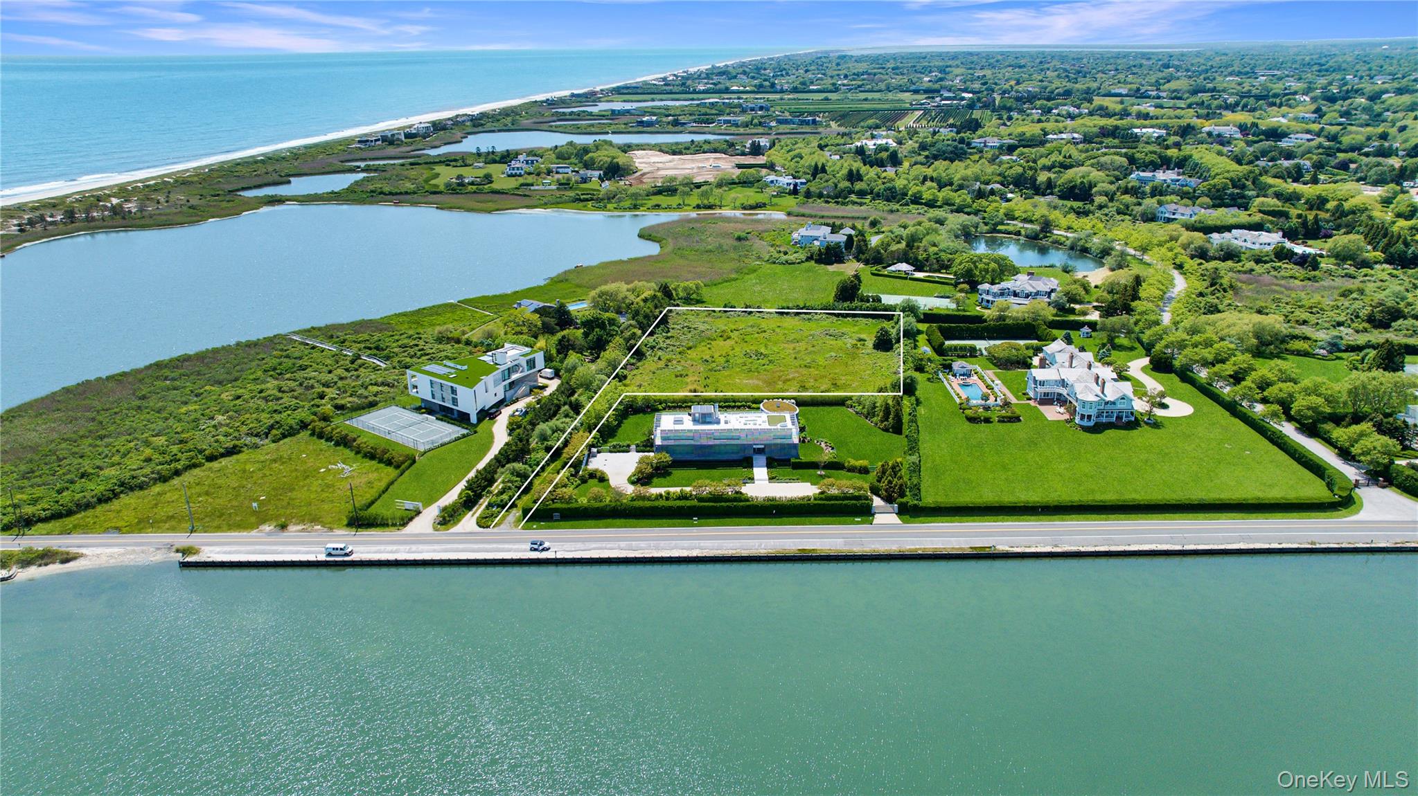 943 Flying Point Road