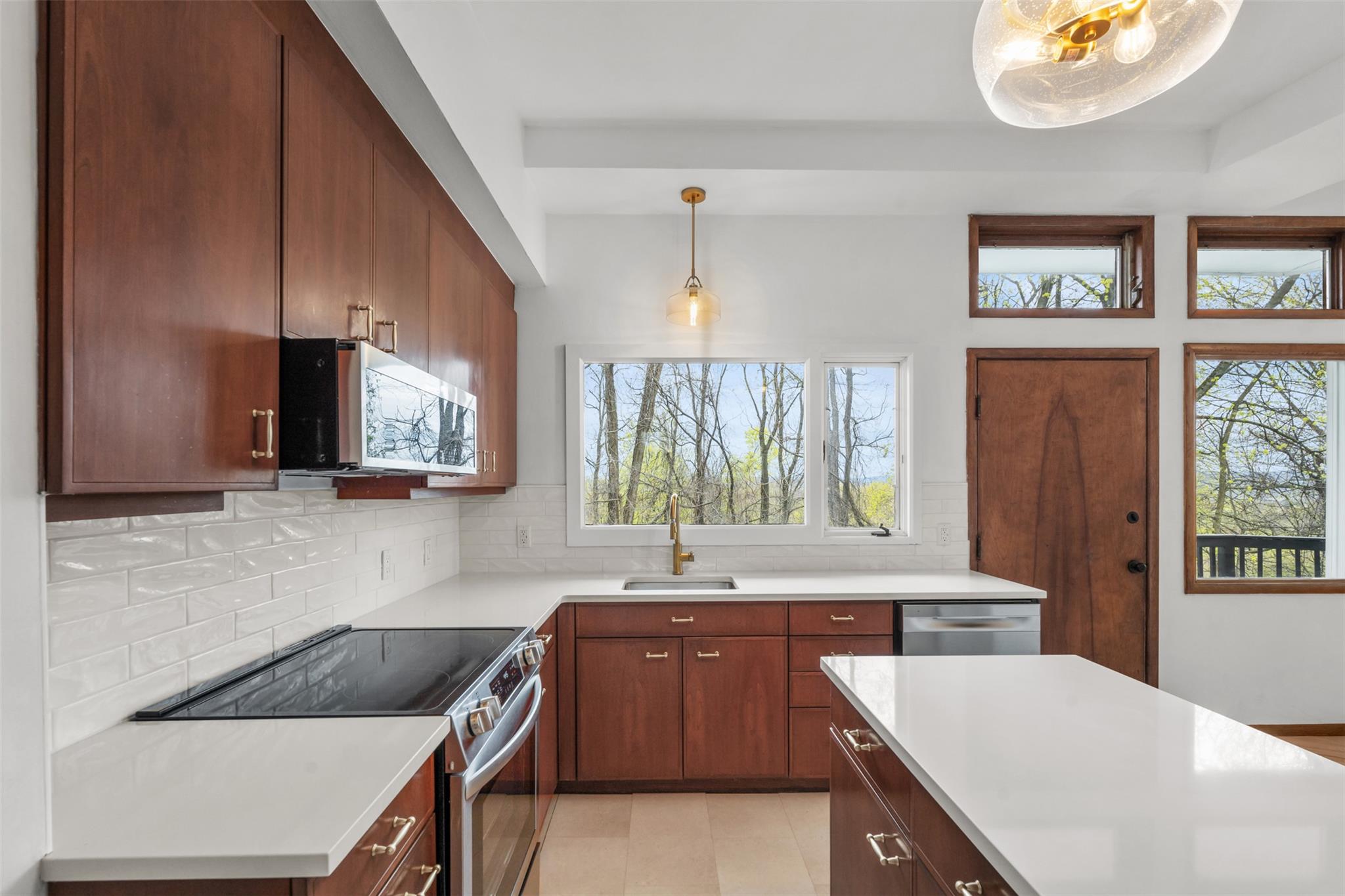 14 Edge Hill Road, Wappingers Falls, New York image 15