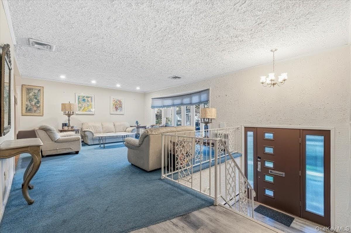 600 Hungry Harbor Road