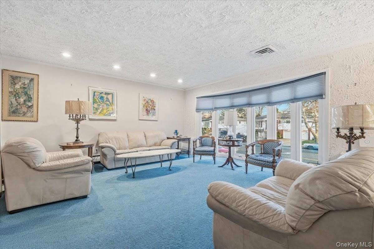 600 Hungry Harbor Road