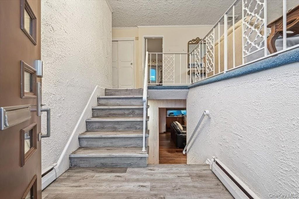 Photo of 600 Hungry Harbor Road, North Woodmere, NY 11581 (MLS # 973210)