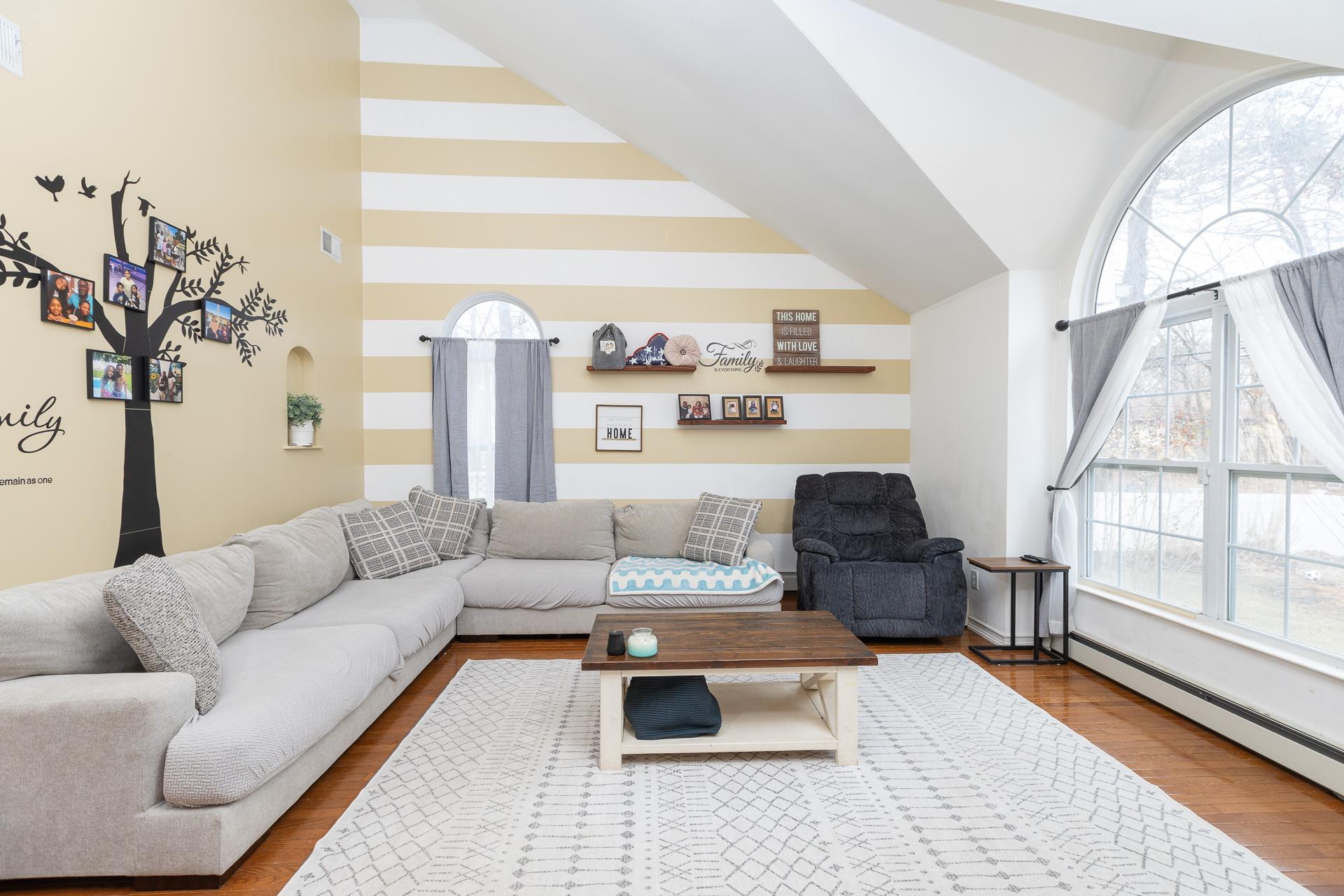 5 Adams Lane, Middle Island, New York image 12