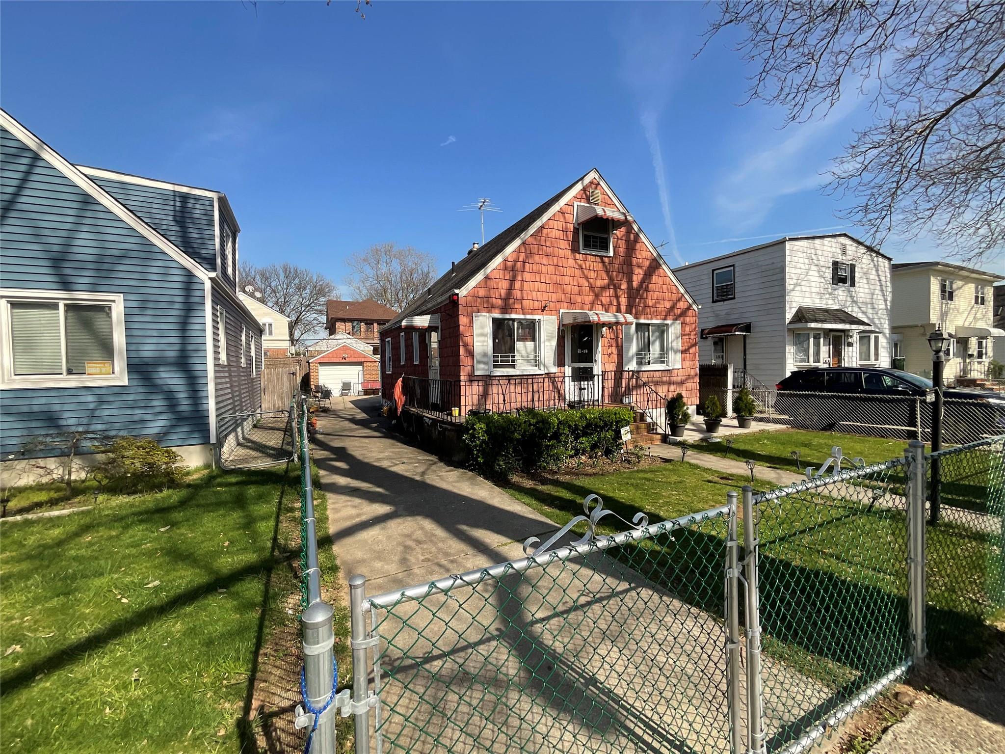 251st Street, Bellerose, Queens, NY - 3 Bedrooms  
2.5 Bathrooms  
6 Rooms - 