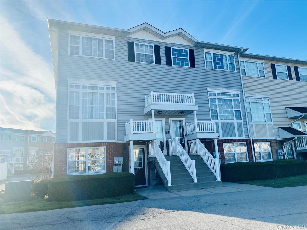 Photo of 197 Surf Drive #123, Bronx, NY 10473 (MLS # 928477)