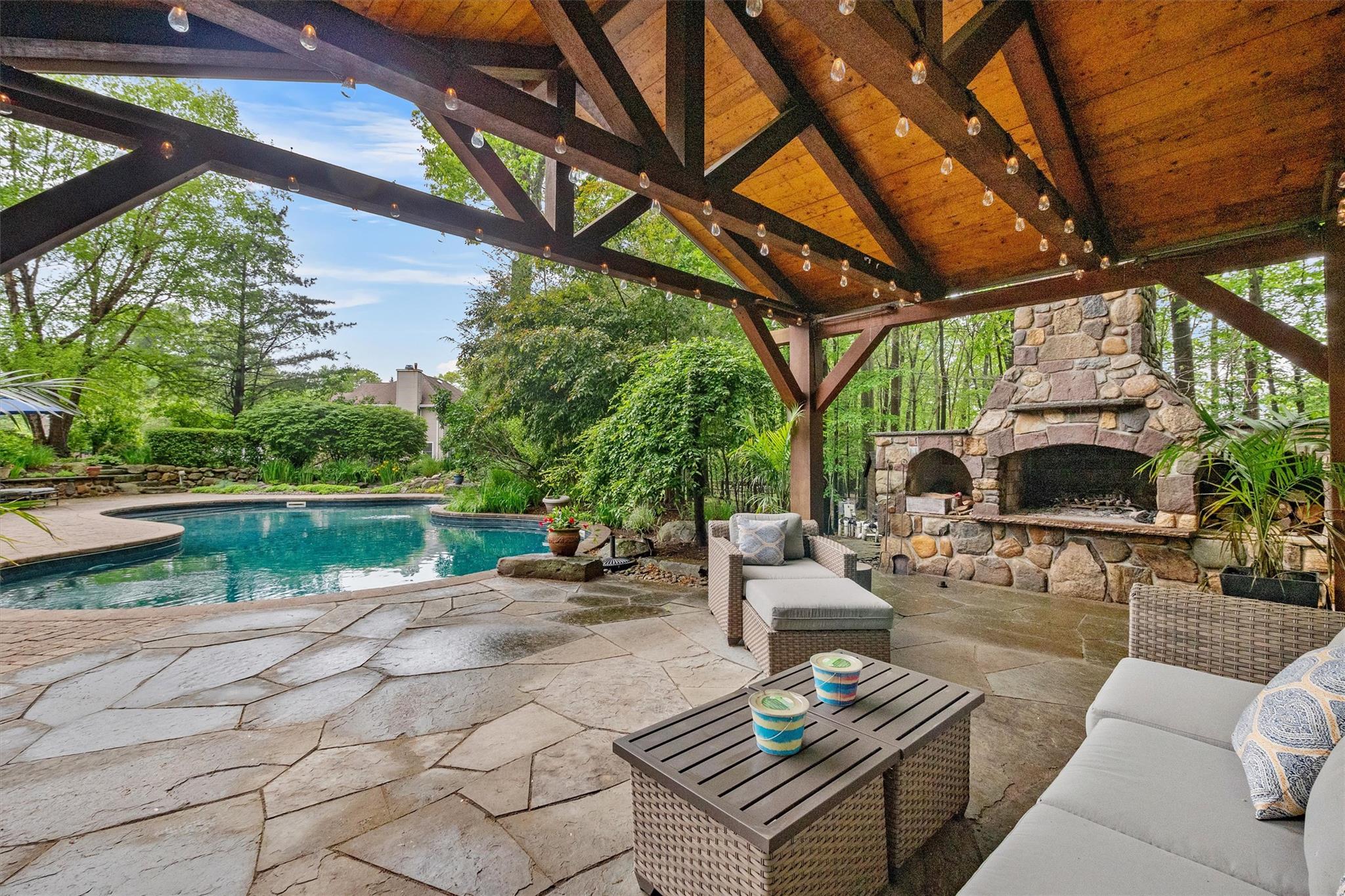 21 Golf Course Drive, Montebello, Florida image 30