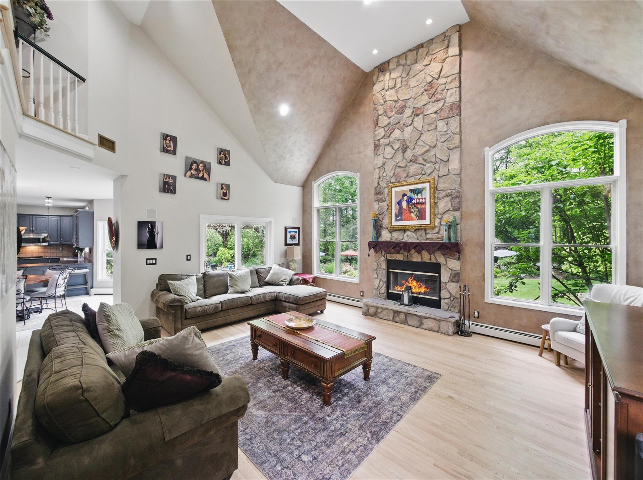 21 Golf Course Drive, Montebello, Florida image 10