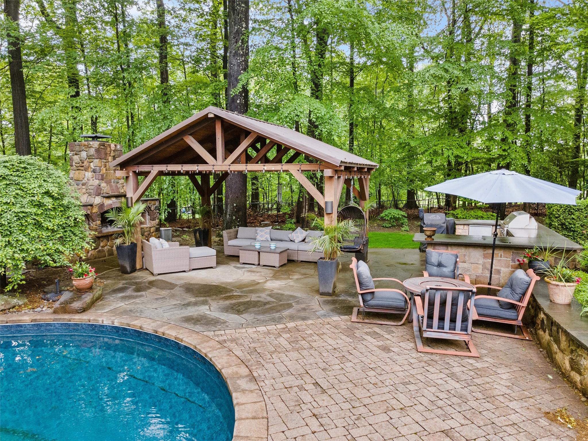 21 Golf Course Drive, Montebello, Florida image 31