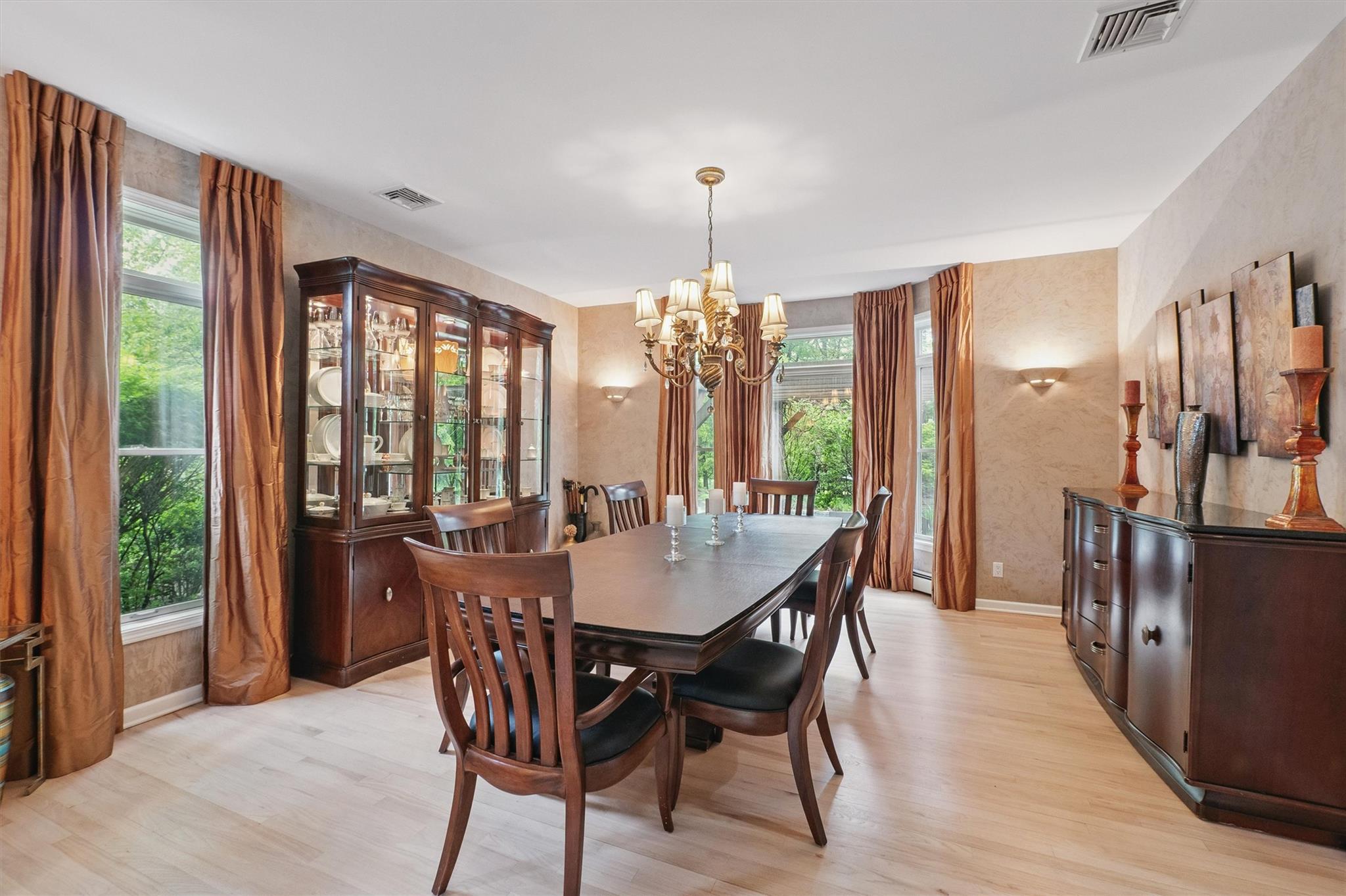 21 Golf Course Drive, Montebello, Florida image 6