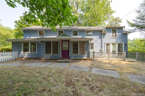 Homes For Sale - 14 Old Route 55<br/> Pawling, NY 12564