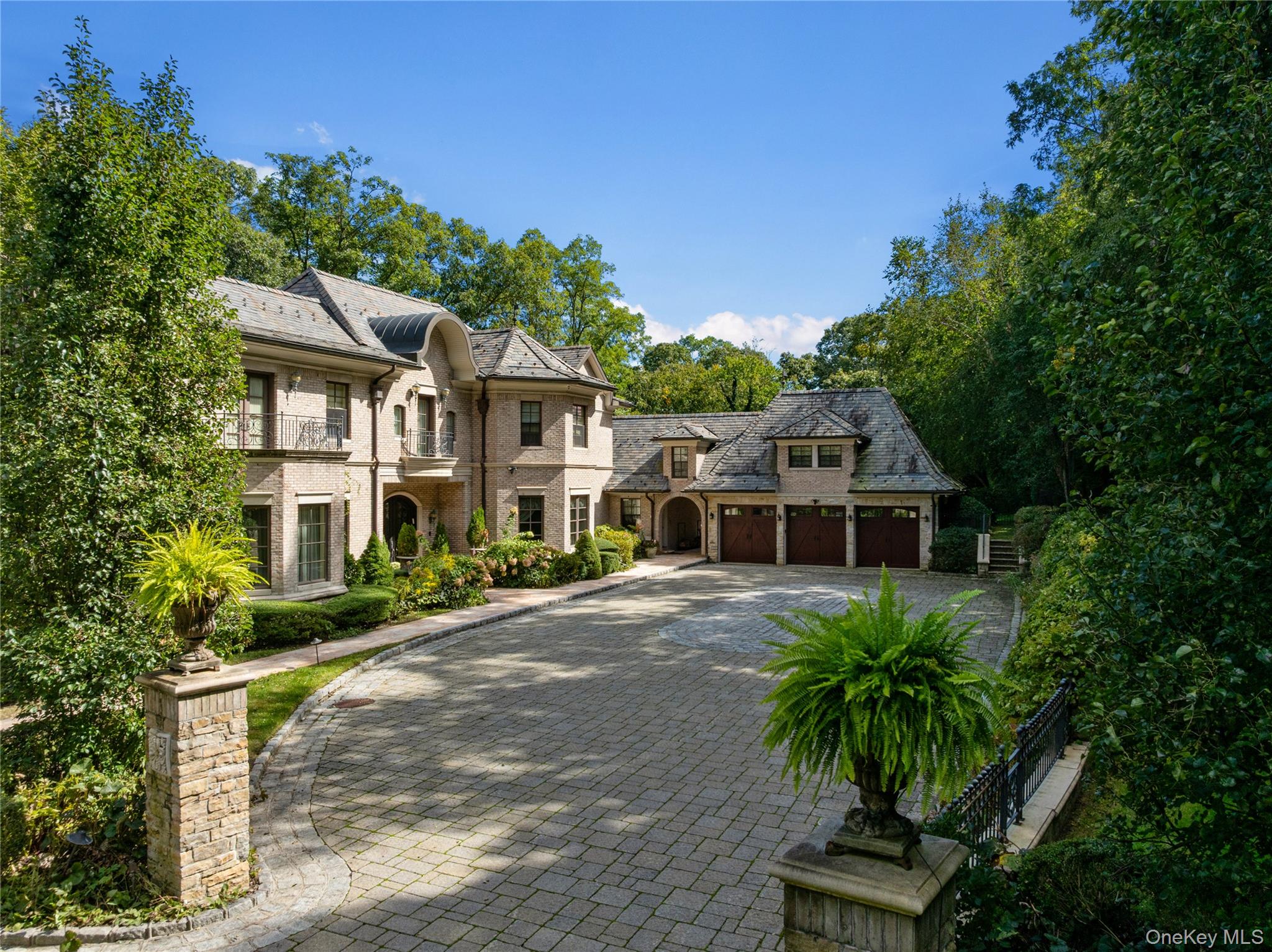 25 Old Wheatley Road