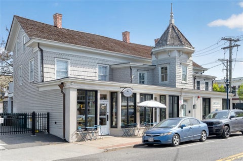 Apartment For Rent - 108 South Street #E<br/> Oyster Bay, NY 11771