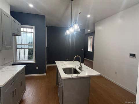 Apartment For Rent - 324 Eldert Street #2B<br/> Brooklyn, NY 11237