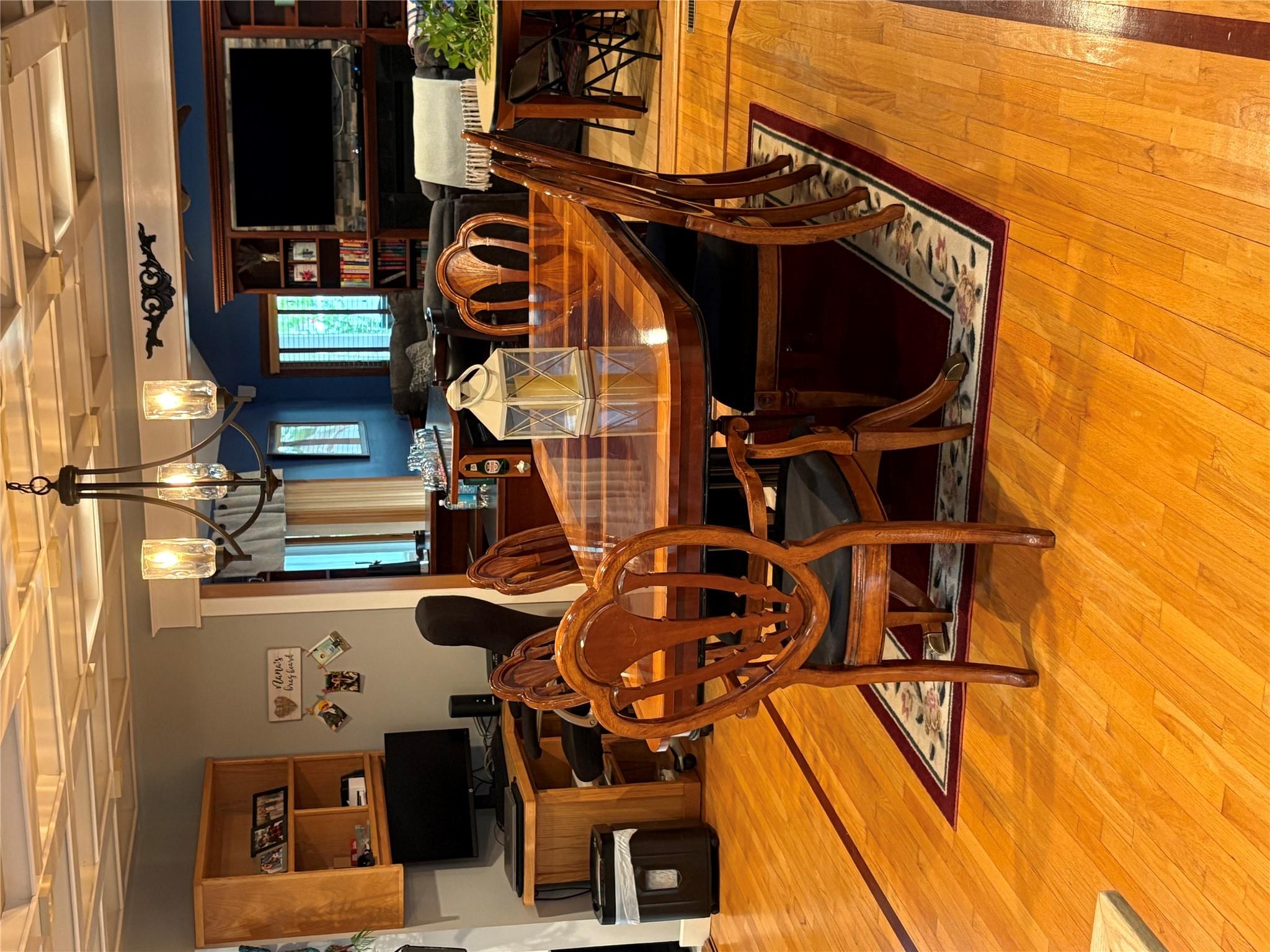 8 Sachs Street, Bay Shore, New York image 7