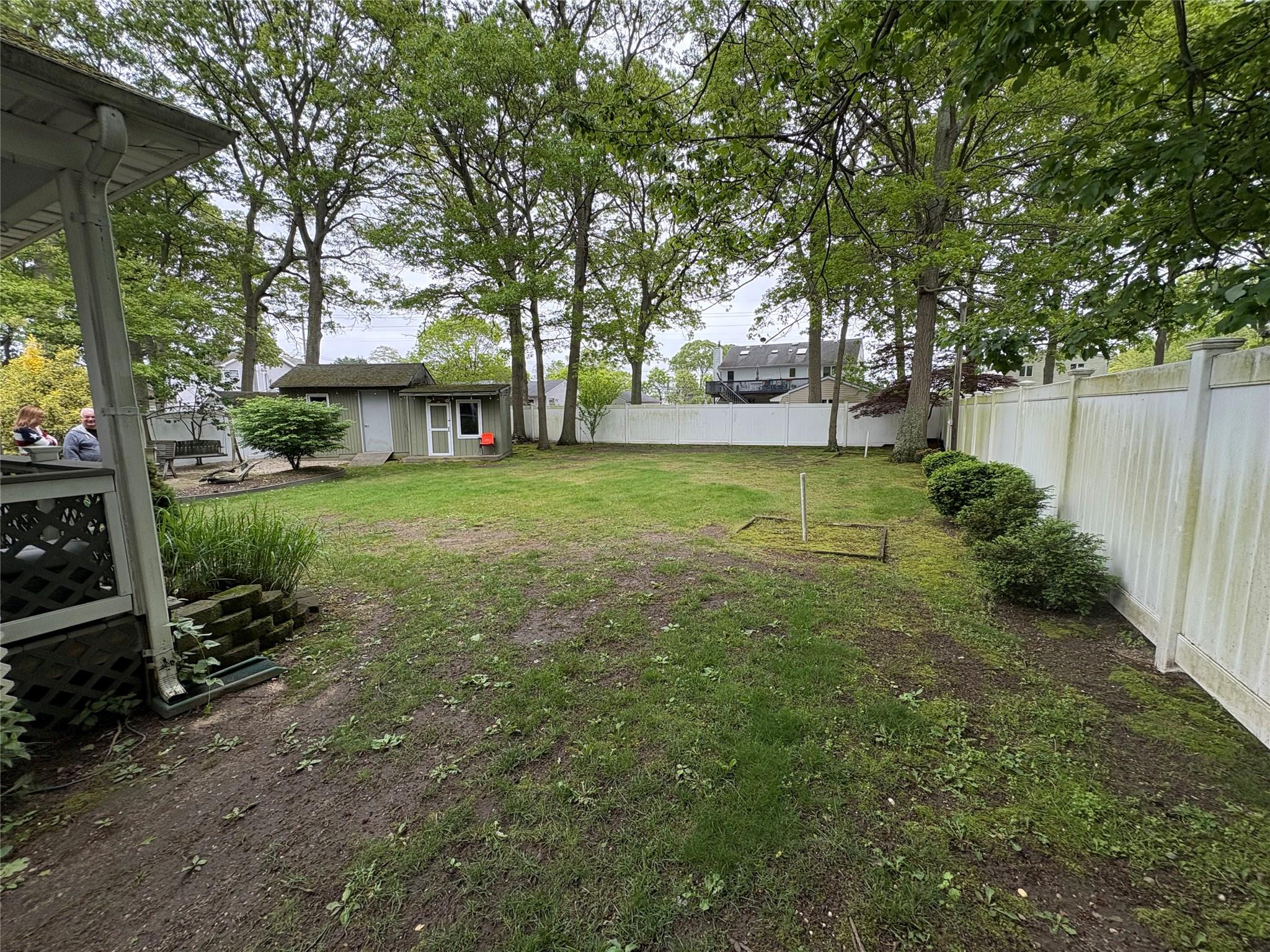 8 Sachs Street, Bay Shore, New York image 2