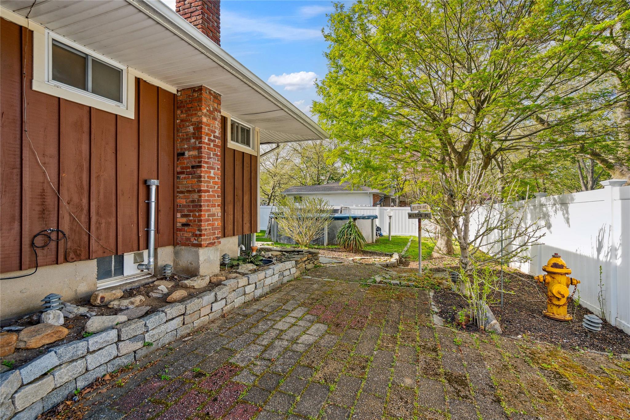 129 Wolf Hill Road, Melville, New York image 25