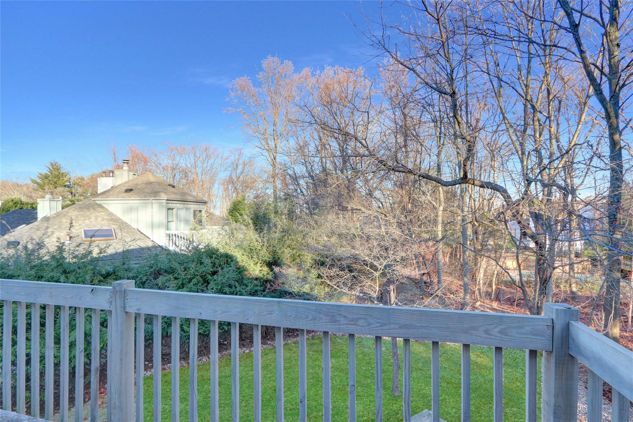 79 Rockledge Path, Port Jefferson, New York image 31