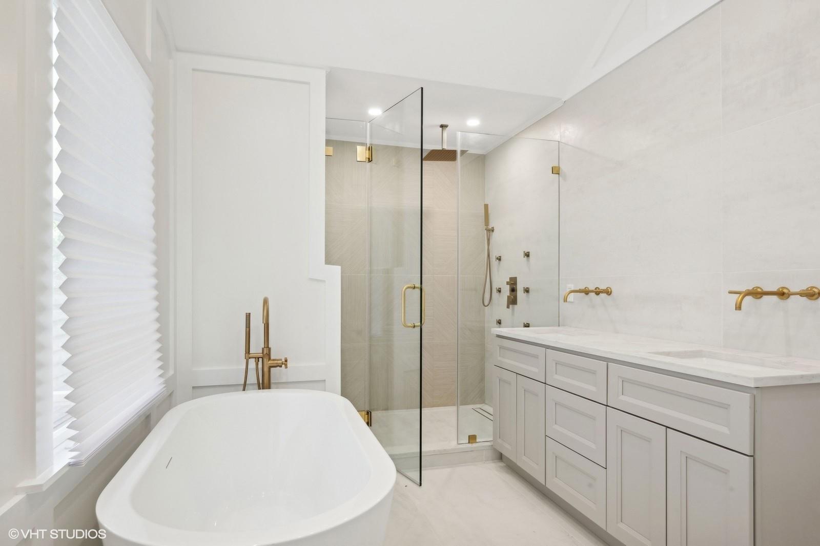 76 Eisenhower Drive, East Quogue, New York image 23