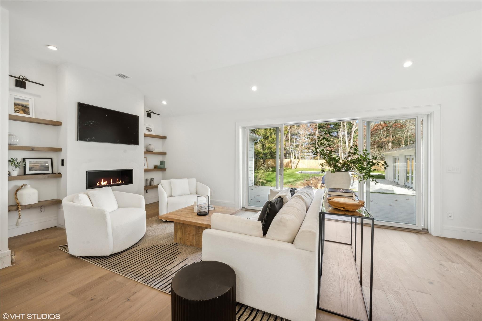 76 Eisenhower Drive, East Quogue, New York image 12