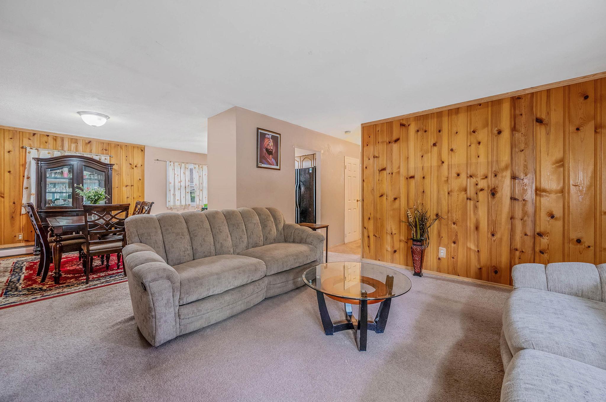 52 Selden Boulevard, Centereach, New York image 9