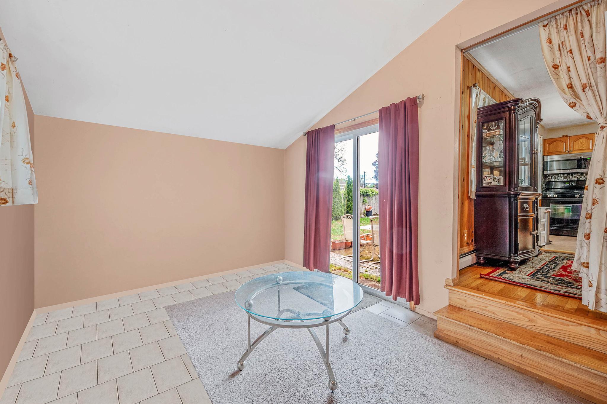 52 Selden Boulevard, Centereach, New York image 14