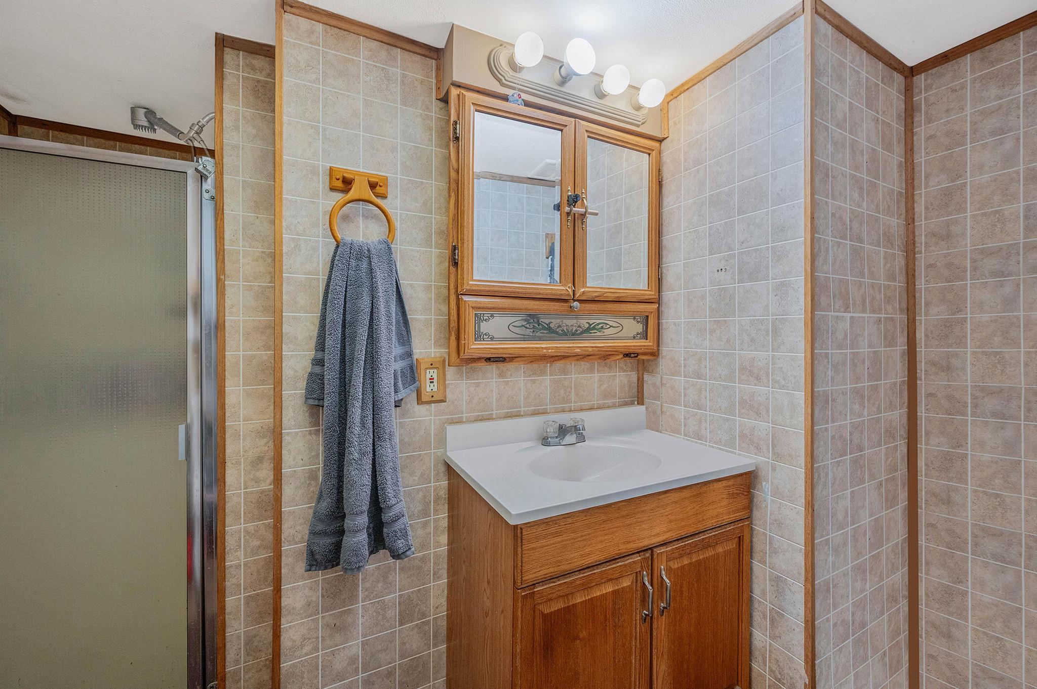 52 Selden Boulevard, Centereach, New York image 24