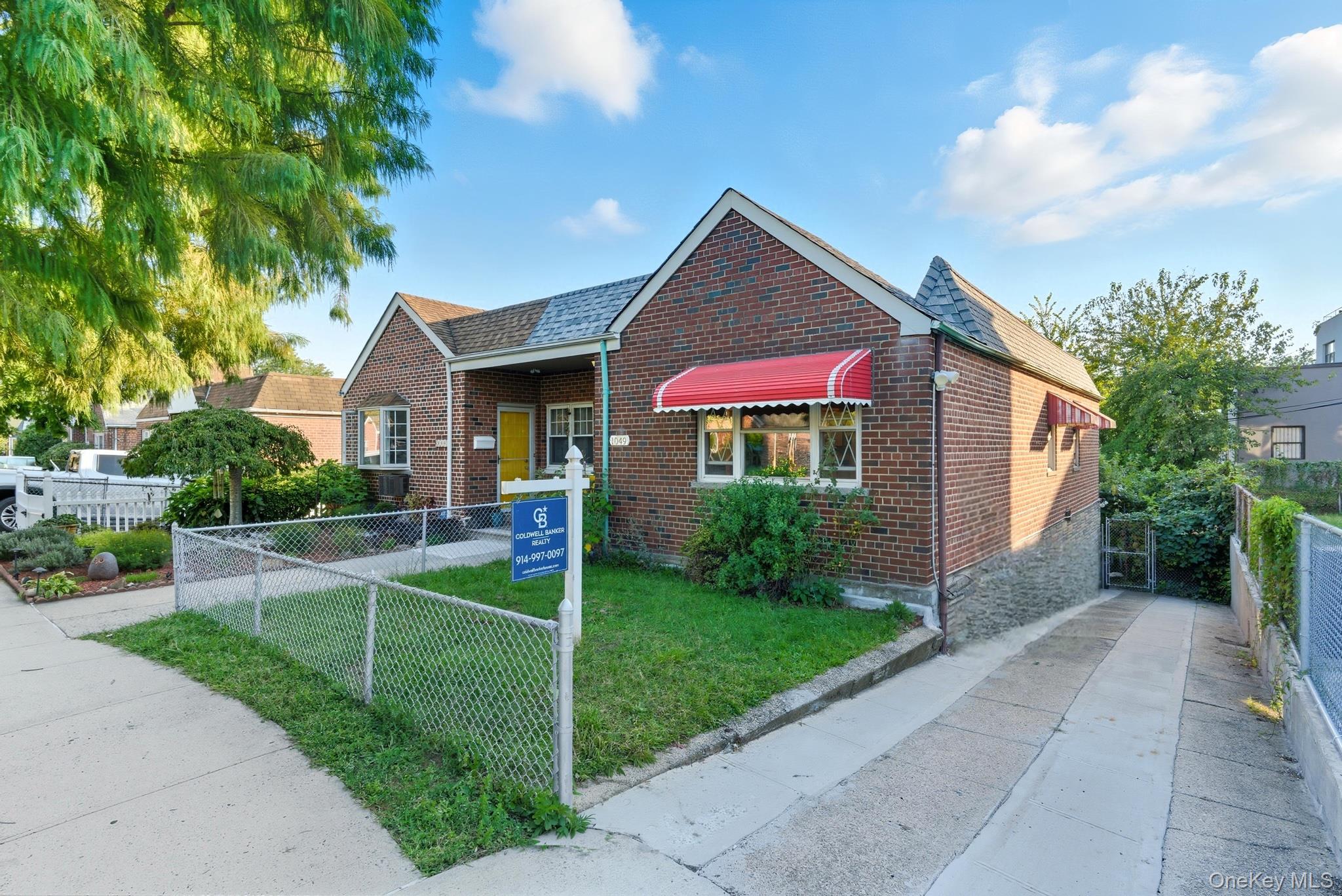 1049 Huntington Avenue