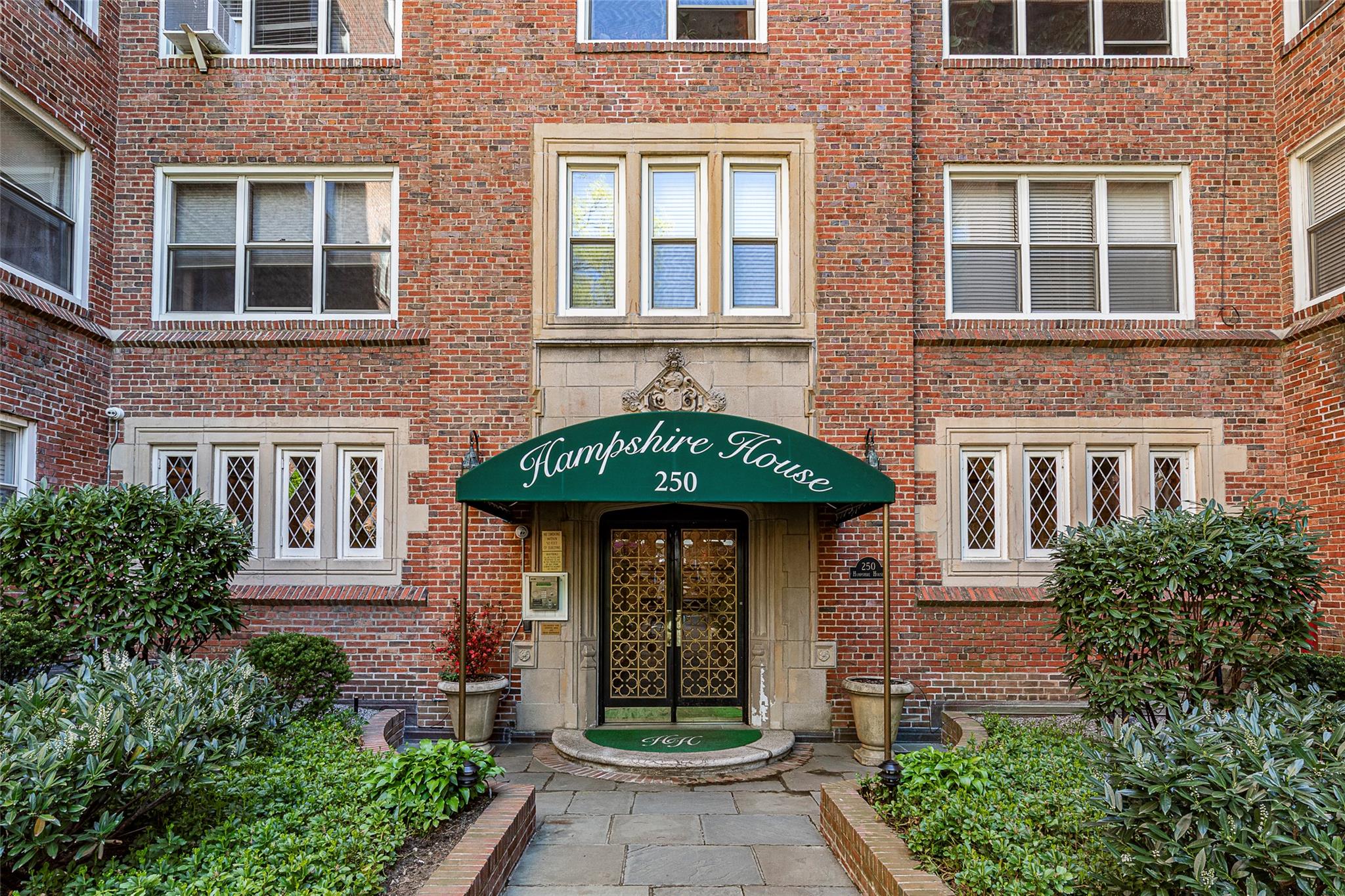 250 Bronxville Road #6B, Bronxville, New York image 2