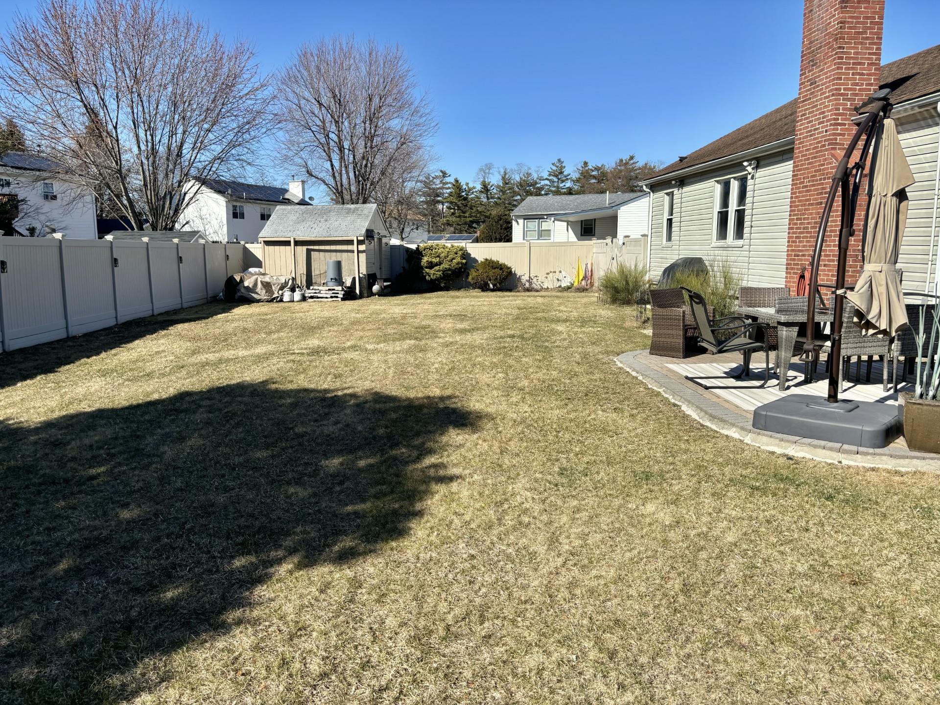 23 Baiting Place Road, Farmingdale, New York image 6