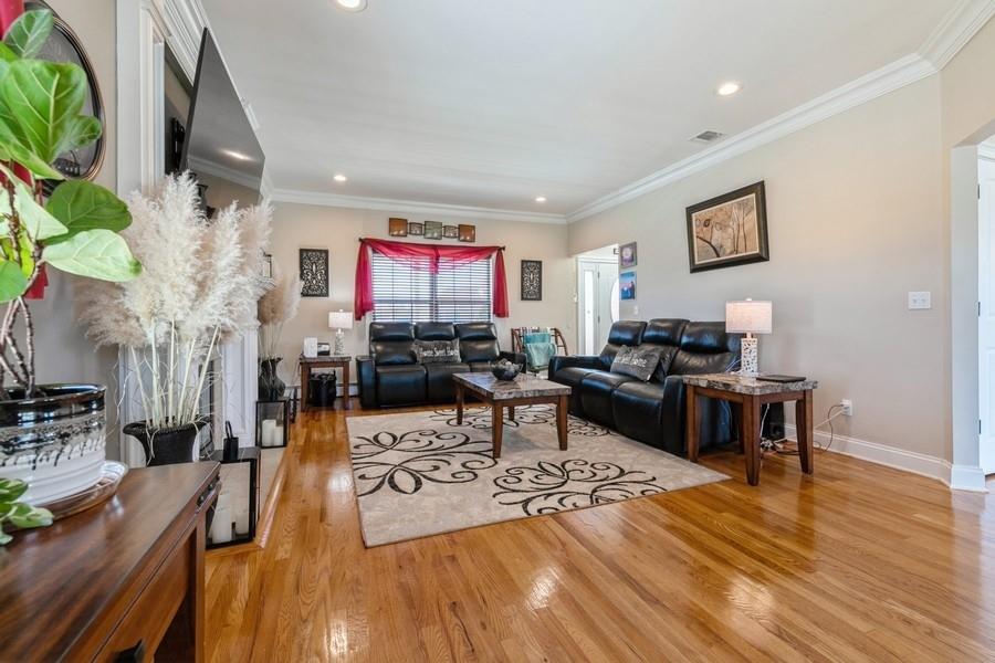 49 Calverton (canterbury) Court, Wading River, New York image 11