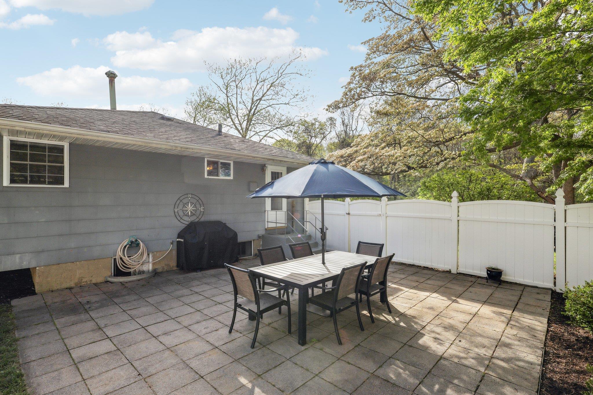 22 Little Plains Road, Huntington, New York image 28