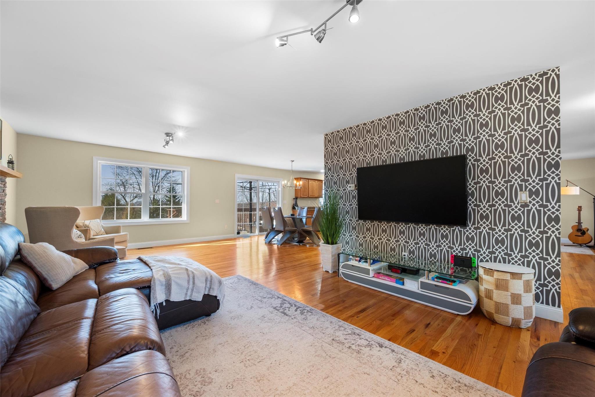 8 Bannerman View Drive, Newburgh, New York image 7