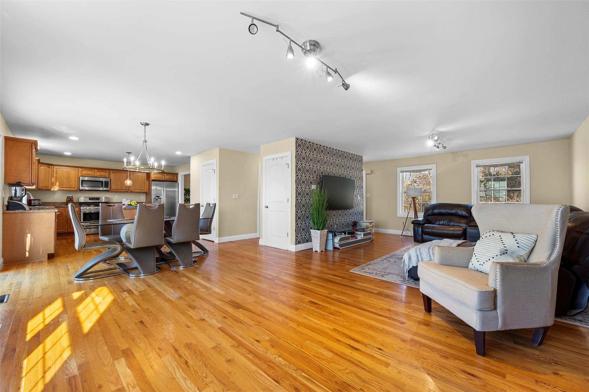 8 Bannerman View Drive, Newburgh, New York image 10
