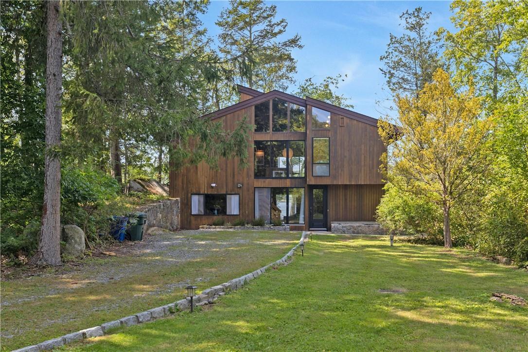 Rental Property at Wildwood Lane, Putnam Valley, New York - Bedrooms: 3 
Bathrooms: 2 
Rooms: 8  - $6,250 MO.