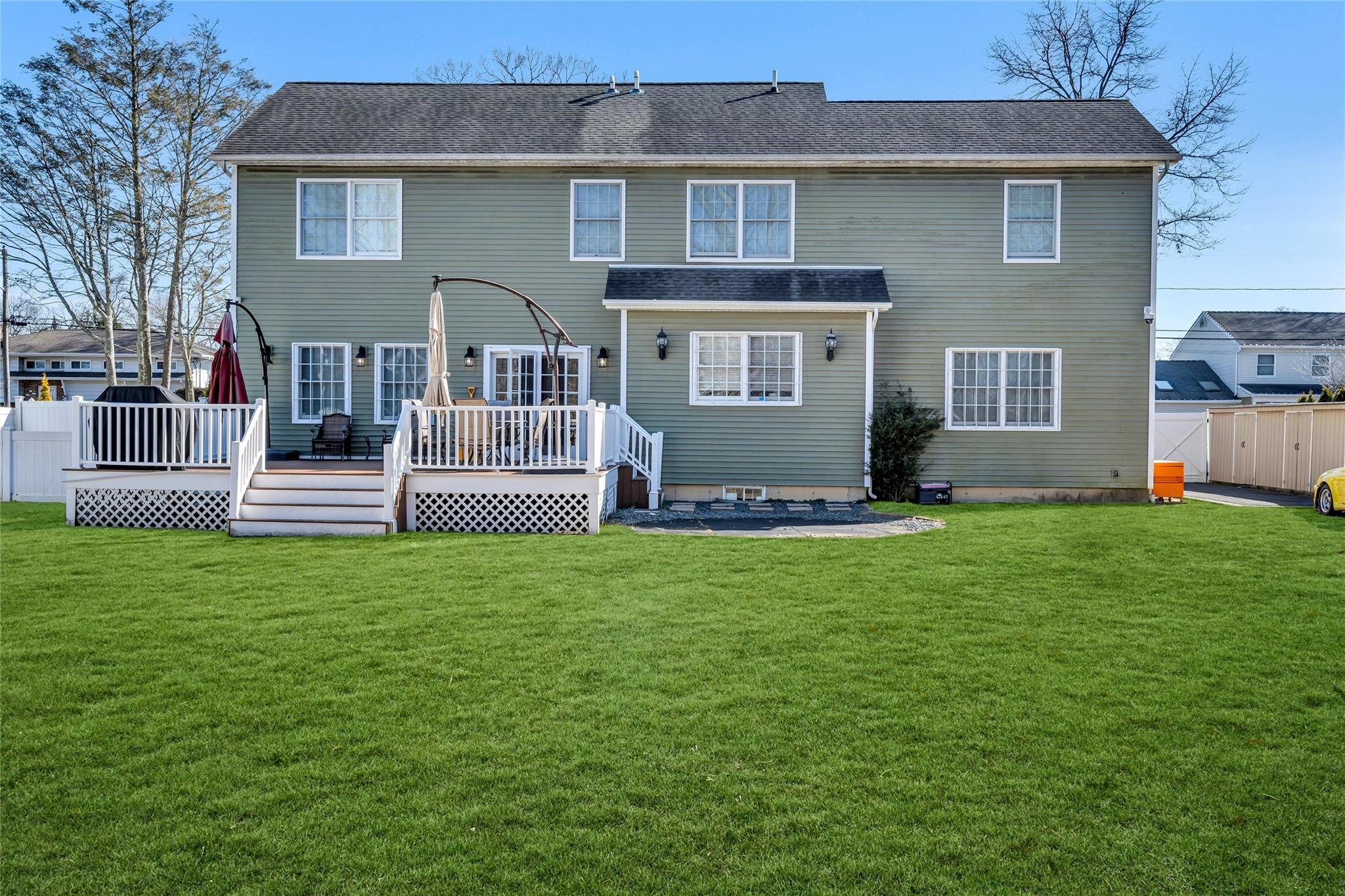 203 Overton Street, Deer Park, New York image 34