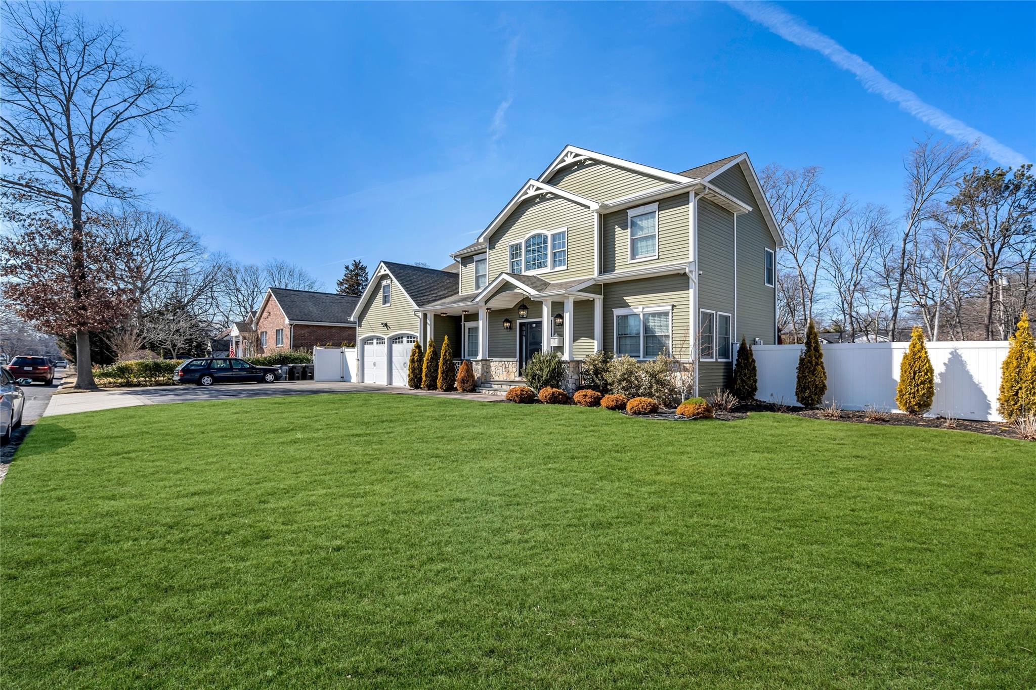 203 Overton Street, Deer Park, New York image 3