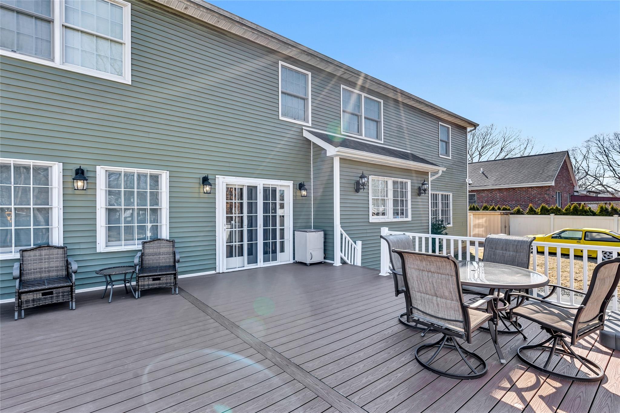 203 Overton Street, Deer Park, New York image 32