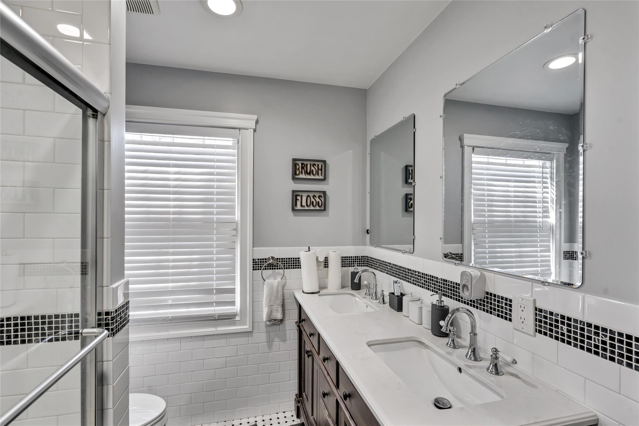 203 Overton Street, Deer Park, New York image 23