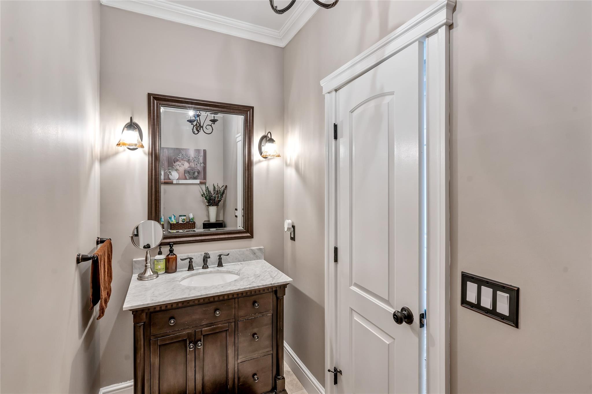203 Overton Street, Deer Park, New York image 24