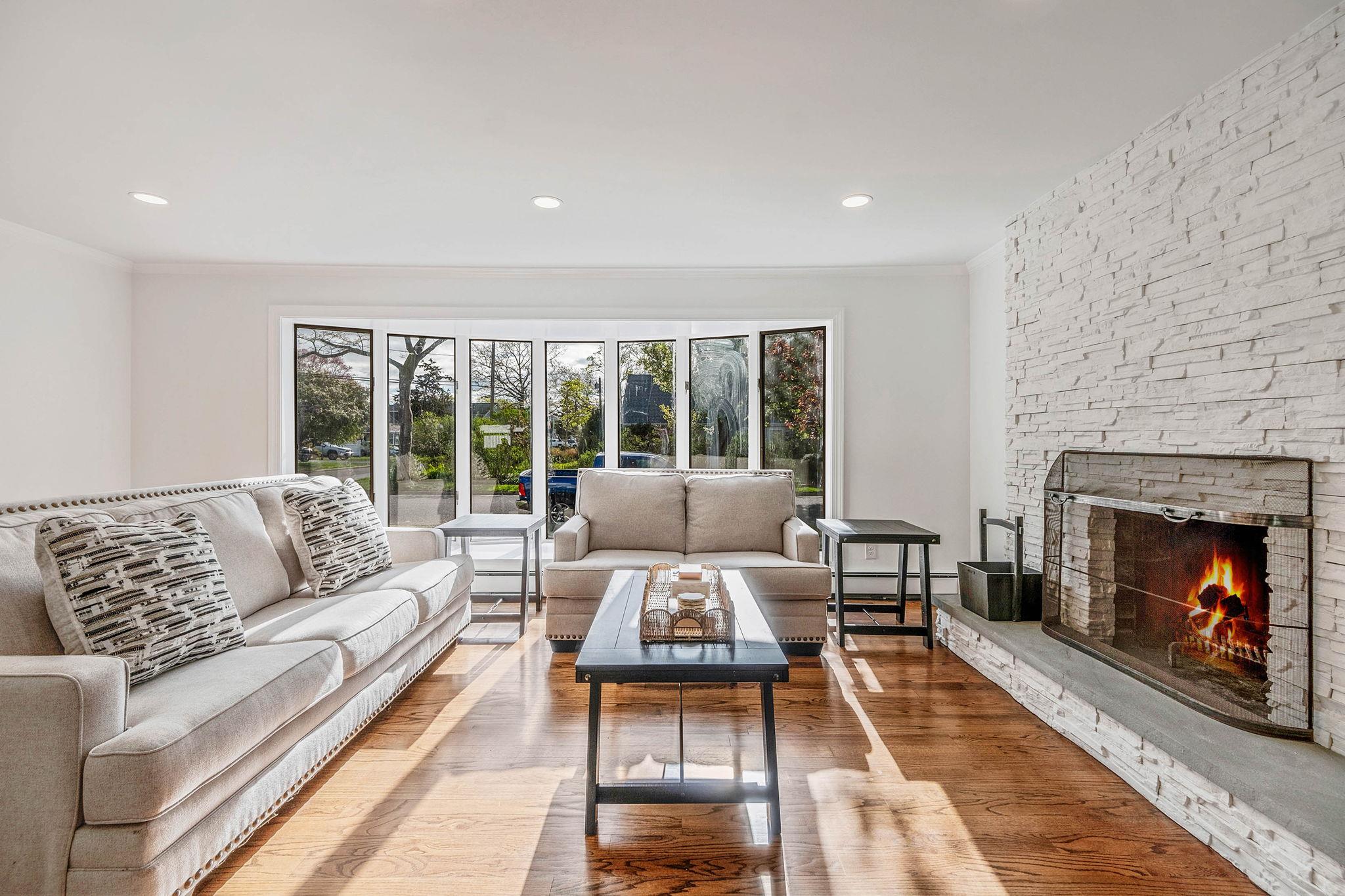 219 S Bayview Avenue, Amityville, New York image 13
