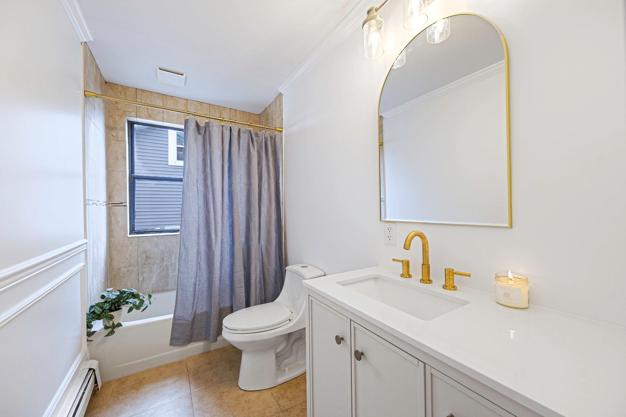 219 S Bayview Avenue, Amityville, New York image 25
