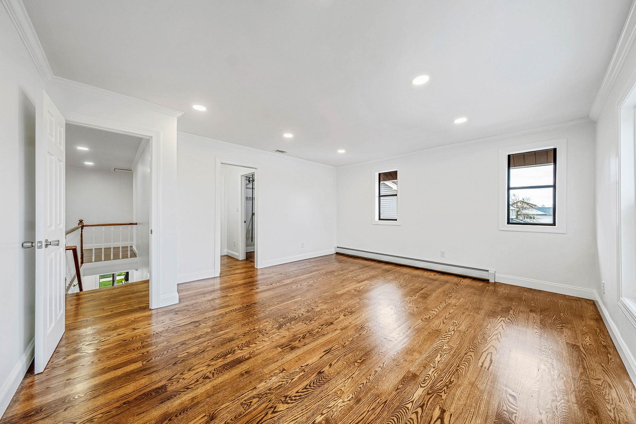 219 S Bayview Avenue, Amityville, New York image 16