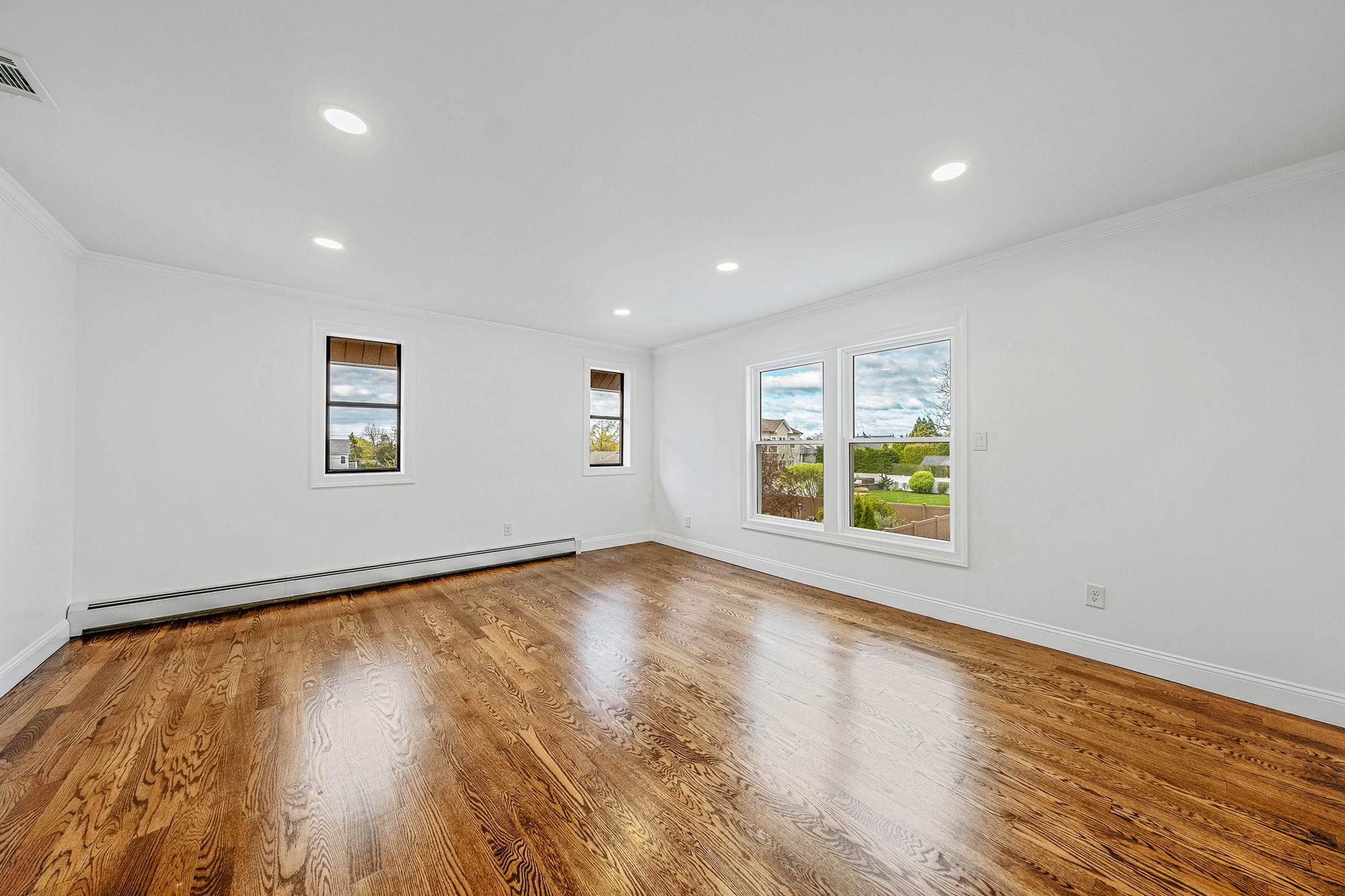 219 S Bayview Avenue, Amityville, New York image 17