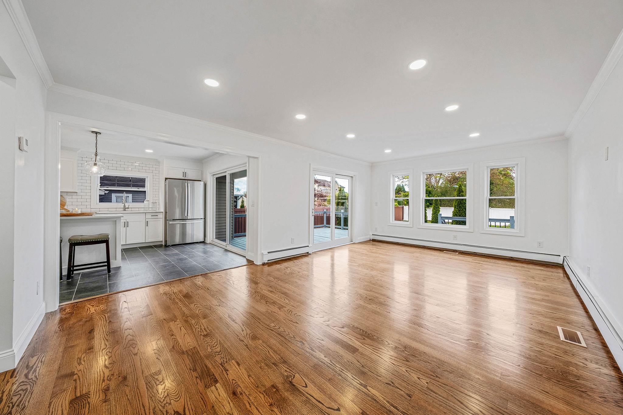 219 S Bayview Avenue, Amityville, New York image 26