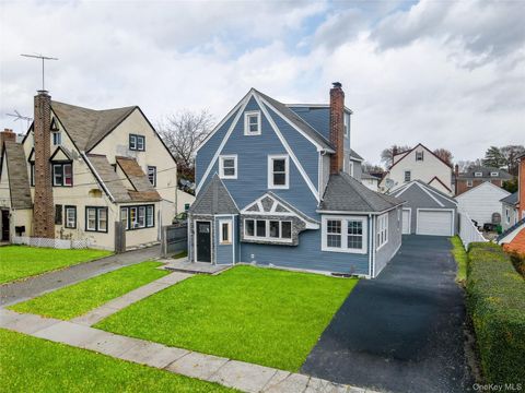 28 Cornwall Lane Hempstead NY 11550