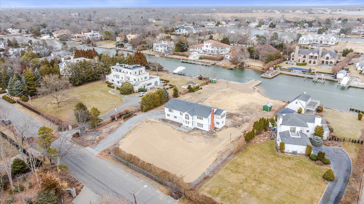 147 W Bayberry Road, Islip, New York image 20