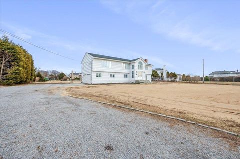 147 W Bayberry Road, Islip, NY 11751 - MLS#: 831972